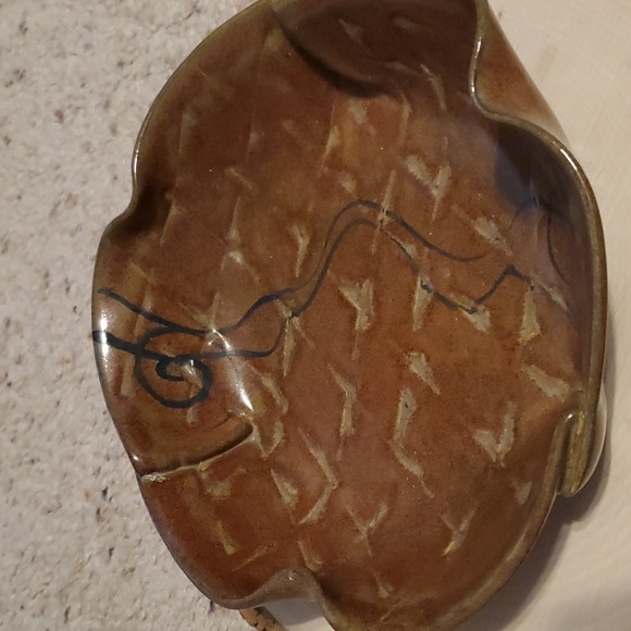 Hilborn Pottery Canada Brown Abstract Pottery Bowl - Picture 4 of 9